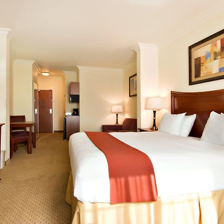 Holiday Inn Express And Suites Klamath Klamath Falls Esterno foto